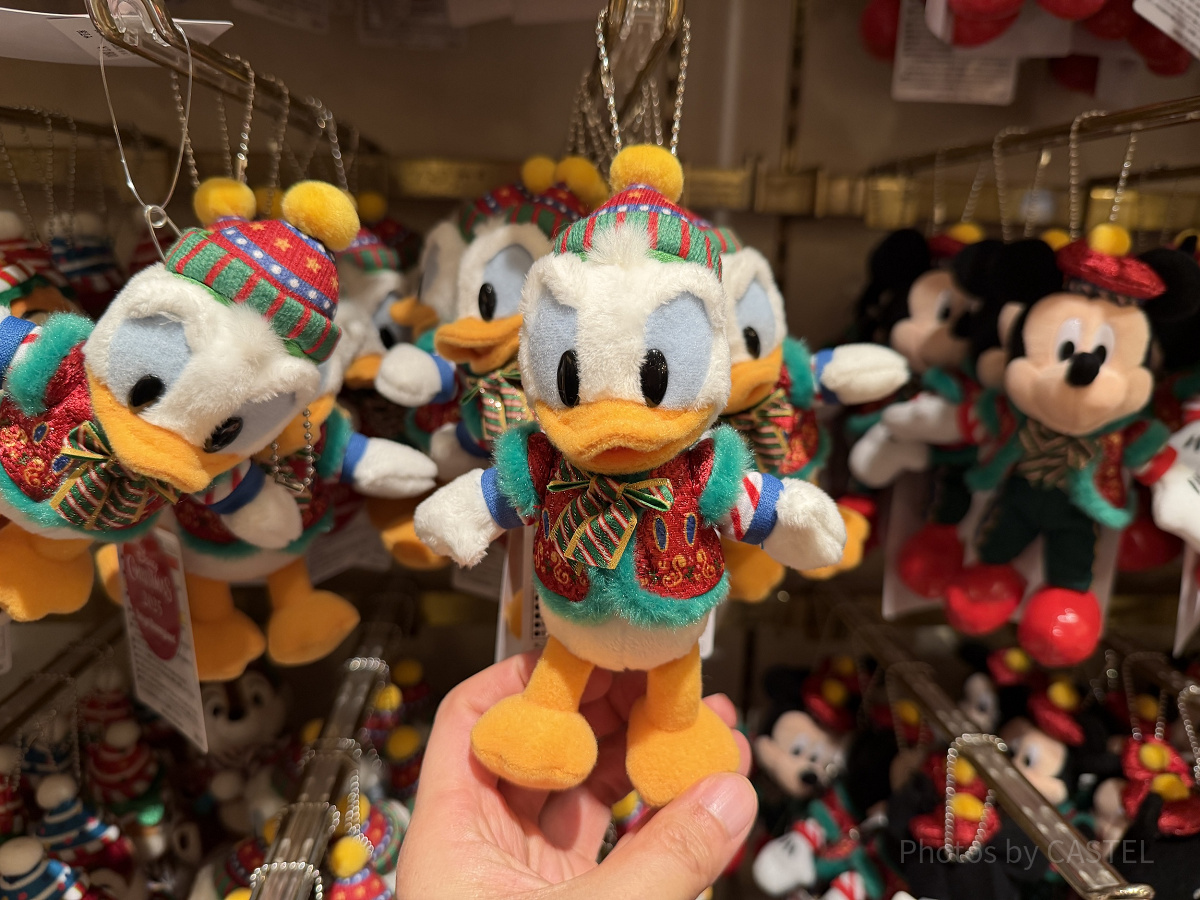 トイズワンダラスクリスマス ドナルドぬいぐるみバッジ(クリスマス