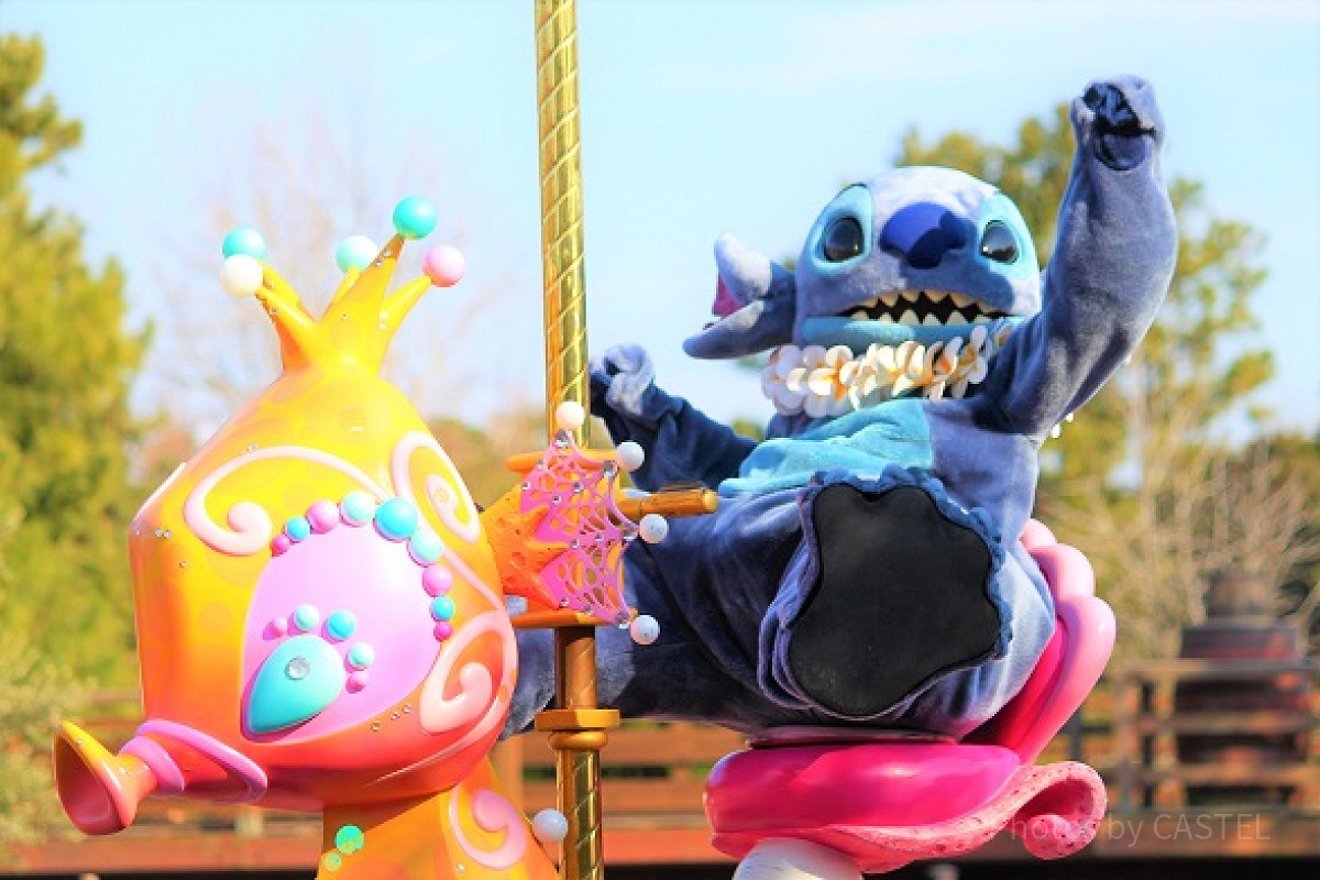 スティッチってどんなエイリアン？| キャステル | CASTEL ディズニー情報
