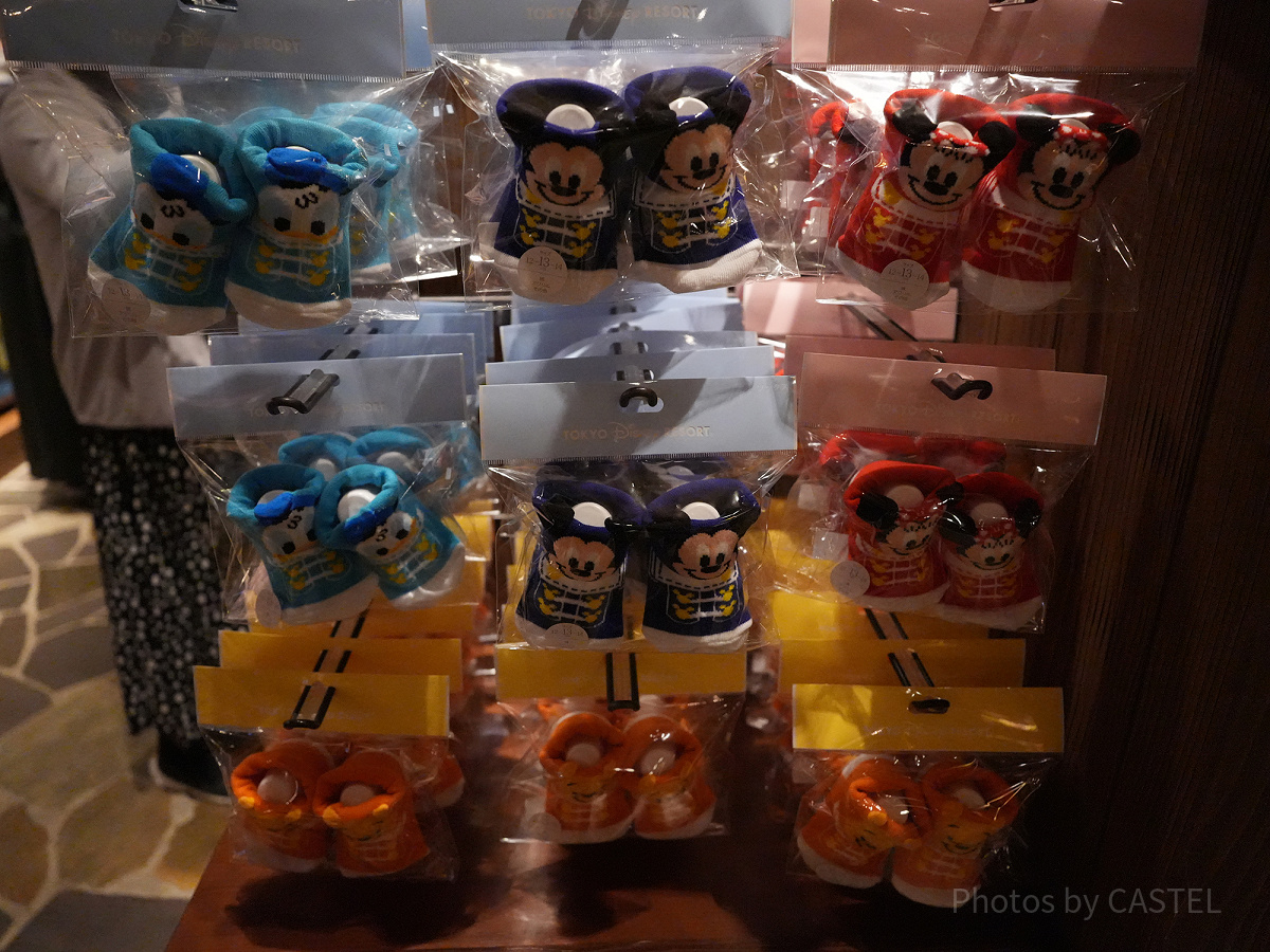 プーさんベビーソックス（画像下）