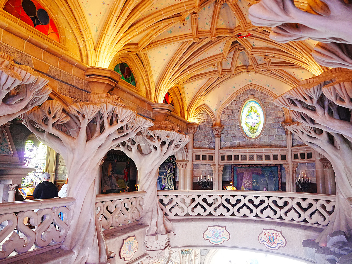 パリディズニーのお城は中に入れる！| キャステル | CASTEL ディズニー情報