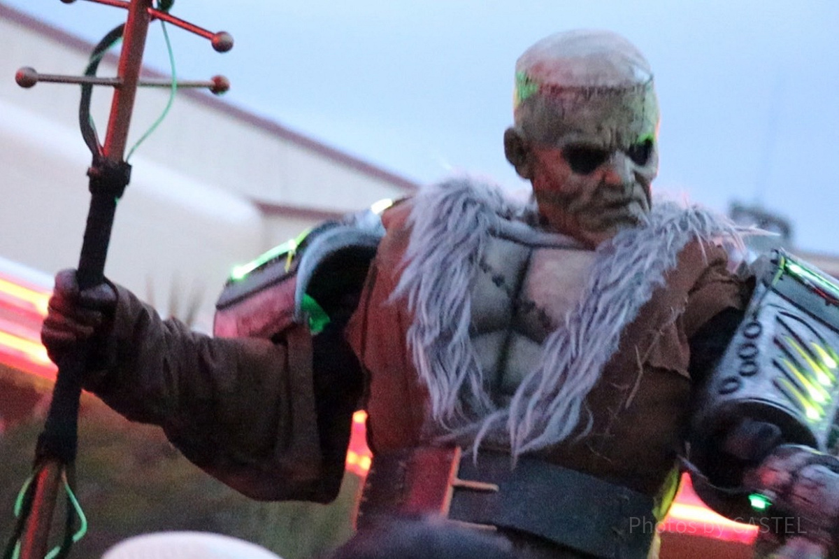 ゾンビ・デ・ダンス| キャステル | CASTEL ディズニー情報