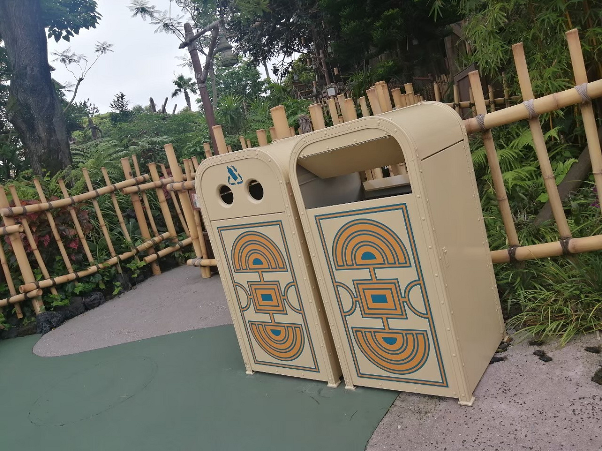 ディズニーランドのゴミ箱 トラッシュカン キャステル Castel ディズニー情報