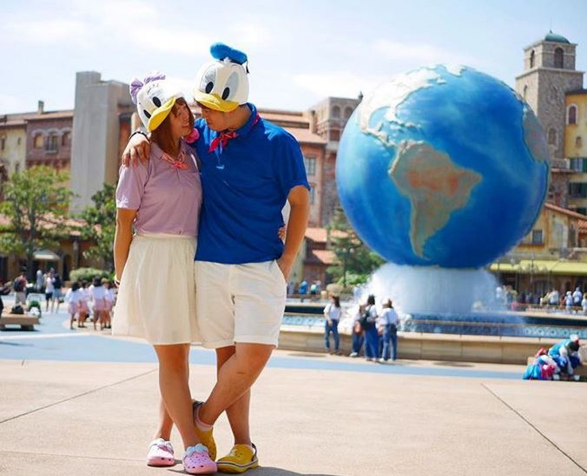 ドナルド デイジー キャステル Castel ディズニー情報 ドナルド デイジー キャステル Castel ディズニー情報