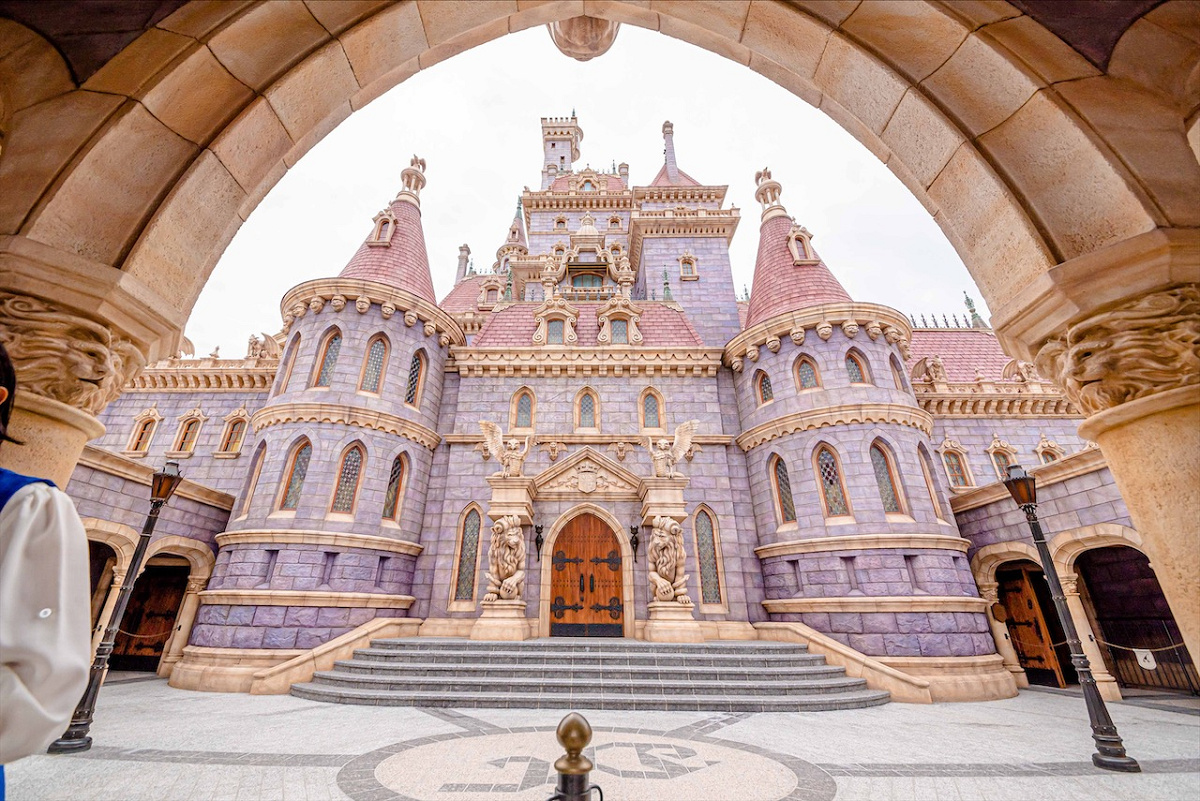 ついにお城の中へ キャステル Castel ディズニー情報