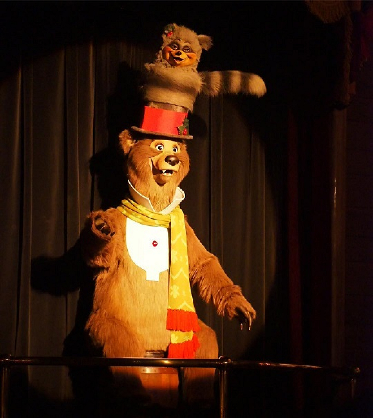 ヘンリー キャステル CASTEL ディズニー情報