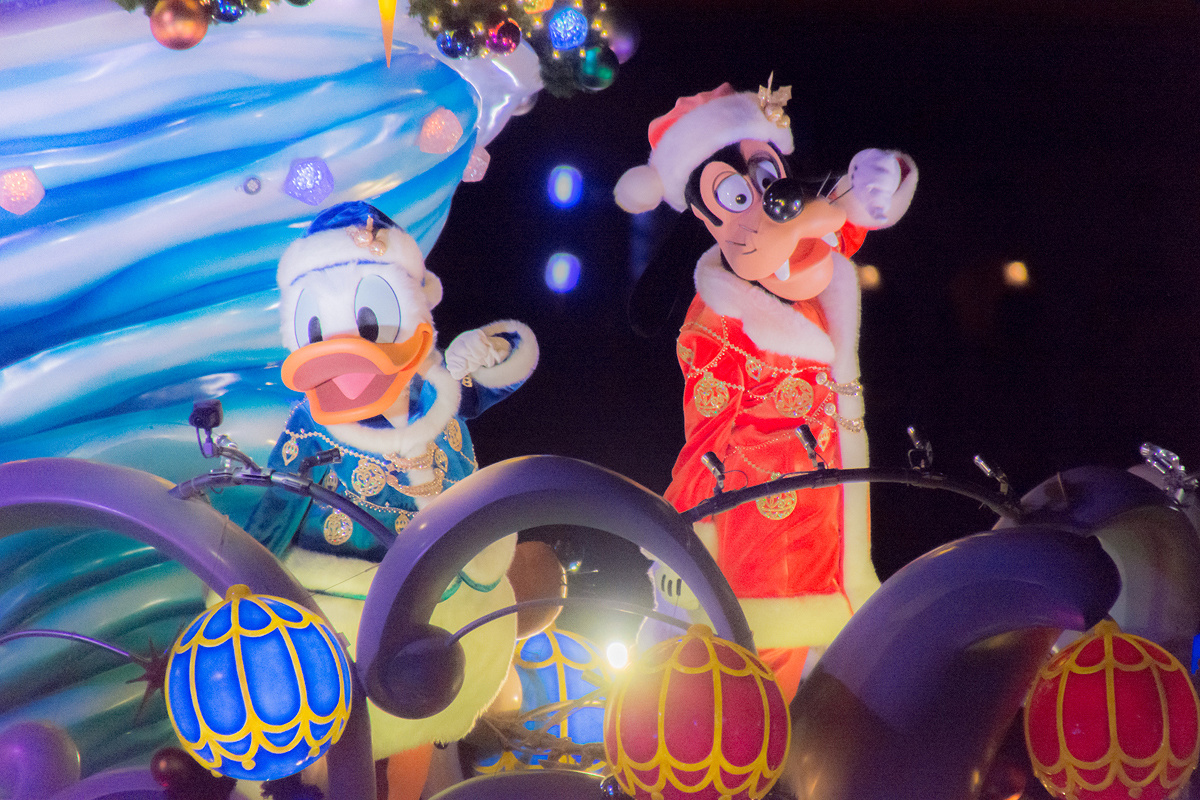 男同士でディズニーを楽しむ方法 キャステル Castel ディズニー情報