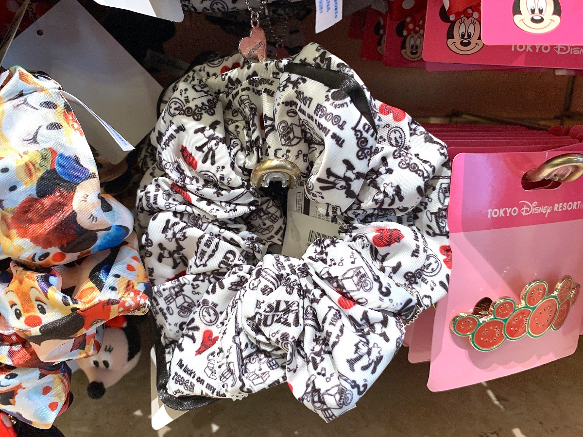 オズワルドのシュシュ キャステル Castel ディズニー情報