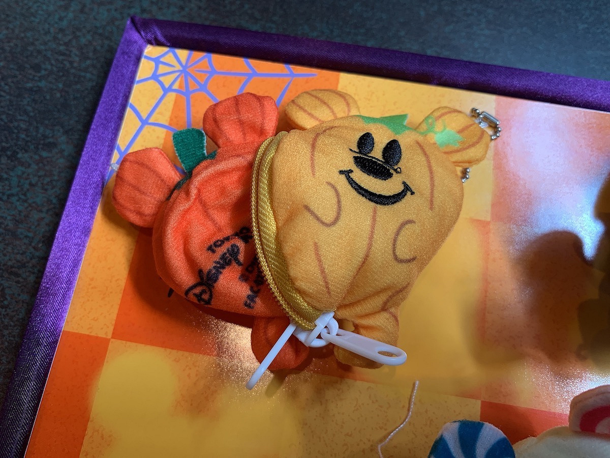 リバーシブルおばけぬいぐるみチャーム キャステル Castel ディズニー情報