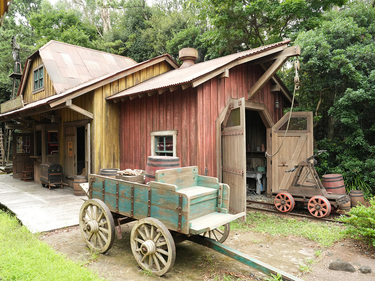 スティルウォーター ジャンクション キャステル Castel ディズニー情報