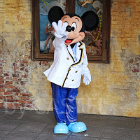 ディズニーシーのエントランスでミッキーとミニーに会おう！プラザでのキャラクターグリーティングまとめ