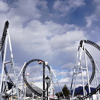 【富士急ハイランド】怖いアトラクションTOP12！ライド系絶叫マシンをランキング形式で紹介！