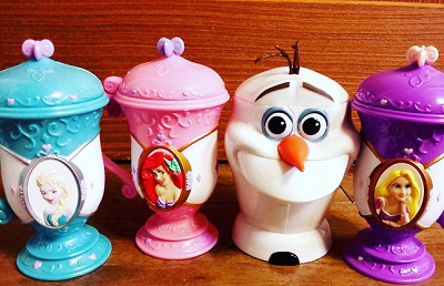 ディズニーオンアイスのお土産グッズ！値段と種類をまとめてみた