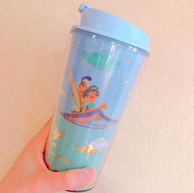 シンプルな色とデザインがとっても素敵です。