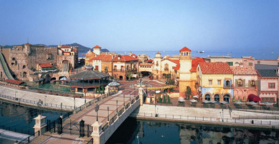 ヨーロッパの街並みが再現された園内