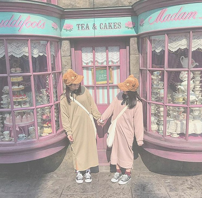 ジャージ素材のロングワンピでゆるカワティムコーデ