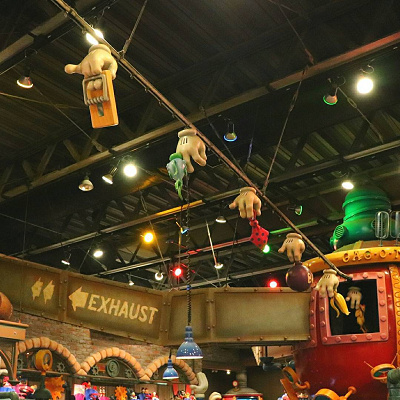 激レア！ トゥーンタウン ギャグファクトリー ミッキーの手風