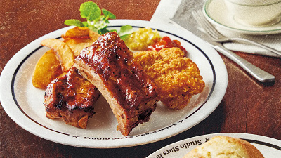 BBQ ポークリブ＆フライドチキン・プレート