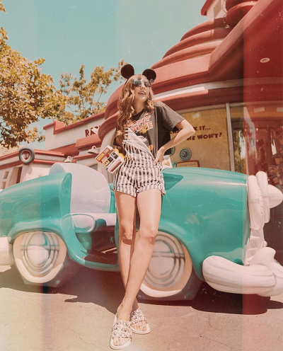 黒Tシャツコーデ①