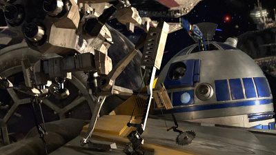 バズ・ドロイドとR2-D2