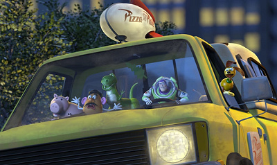 バズ・ライトイヤーの名言⑧：Hey. Listen to your inner voice.