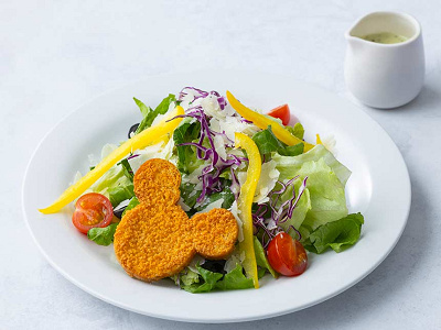 シーザーサラダ、クリーミーバジルドレッシング