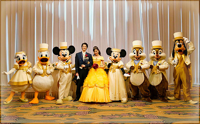 ディズニーホテルの結婚式】キャラクター出演にはいくらかかる？費用やプラン詳細まとめ