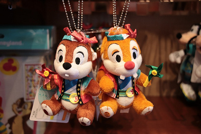 チップとデールのぬいぐるみバッジ