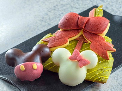 チョコレートとラズベリークリームのブレッド