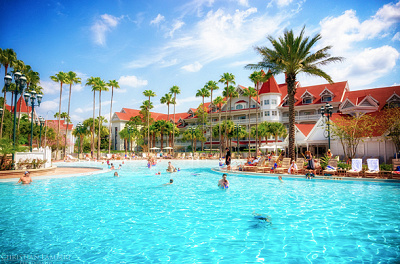 コートヤードプール