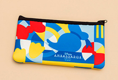 ドナルドダックのポーチ