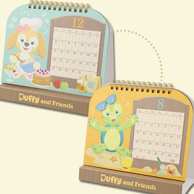 Disney - 【新品】ディズニー　ダッフィー　カレンダー　2021 壁掛け&amp;卓上　セット売り 2021年版】ダッフィーカレンダー＆手帳3選！値段＆販売店舗