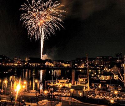S.S.コロンビア号2階デッキから見た花火