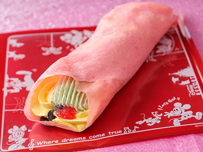 フローズンクレープ（ストロベリー＆ピスタチオホイップ）