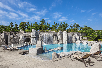 ガーデンプール