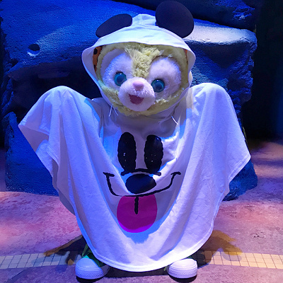 仮装をしてるジェラトーニのぬいぐるみ