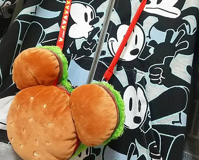 ハンバーガーモチーフのパスケース