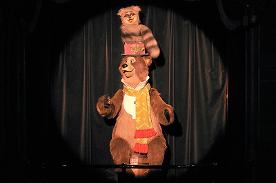 『カントリーベア・シアター』のヘンリー