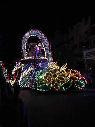 オープニングのミッキー(パリ)