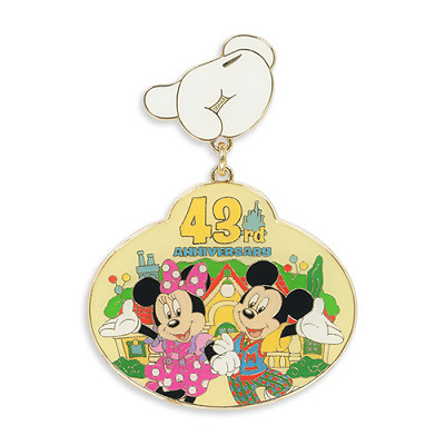 ピンバッジ(ディズニーランド43周年グッズ)