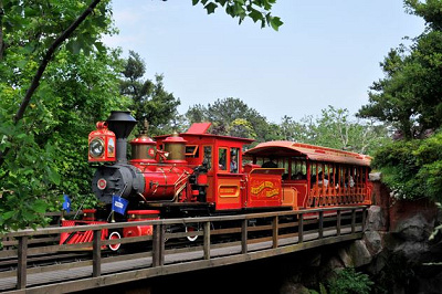 待ち時間情報も】ウエスタンリバー鉄道の概要・混雑攻略まとめ