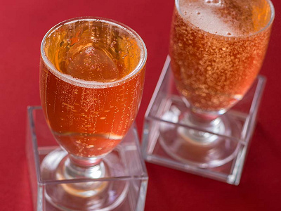 ロゼ・スパークリングワイン（グラス）