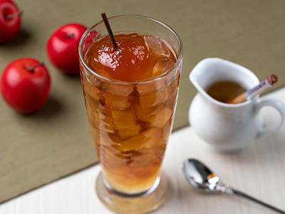 焼酎カクテル（紅茶リキュール＆アップルジャム）