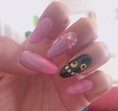 落ち着いた大人向けネイル