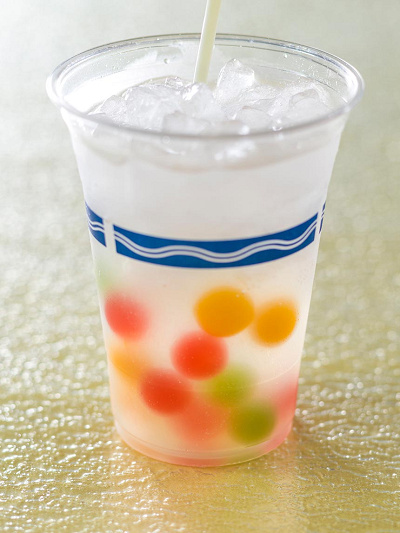 スパークリングカクテル(ライチーリキュール&グレープフルーツ)