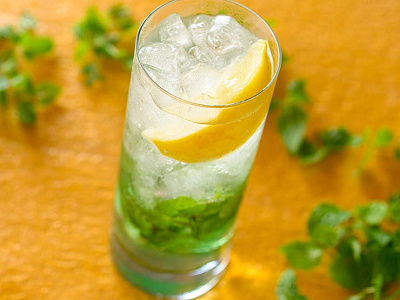 スパークリングゼリードリンク(トニックウォーター、ライム、ミント)