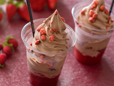 スペシャルサンデー（チョコ＆ストロベリー）