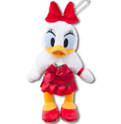 真っ赤な衣装がとってもセクシー