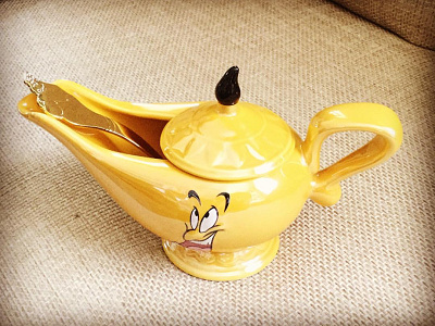 魔法のランプにジーニーの顔が書いてあってかわいいですね。