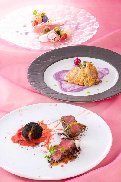 “東京ディズニーシー20周年:タイム・トゥ・シャイン！” ディナーコース