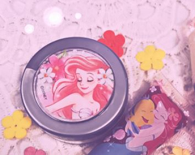 全身に使って華やかな印象に♪